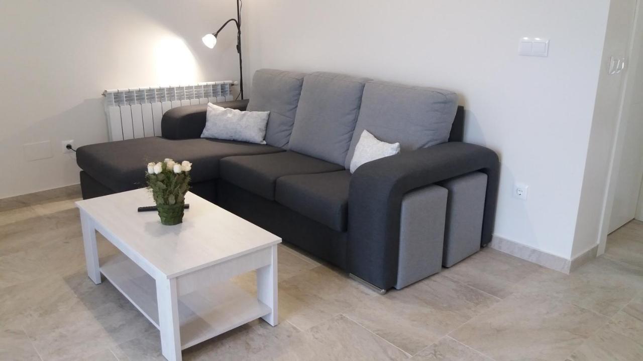 Apartamentos La Pradera De Isla Bagian luar foto