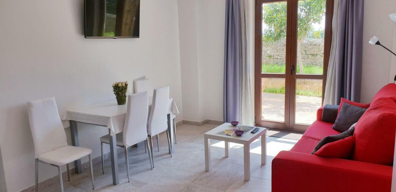 Apartamentos La Pradera De Isla Bagian luar foto
