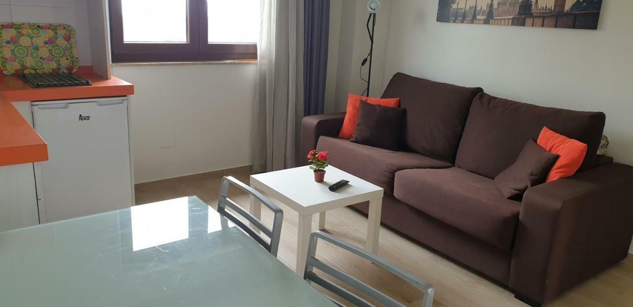 Apartamentos La Pradera De Isla Bagian luar foto