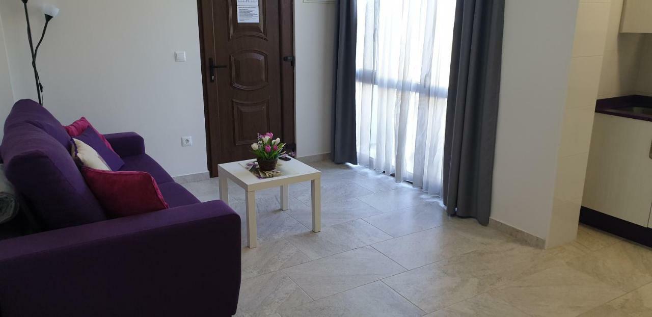 Apartamentos La Pradera De Isla Bagian luar foto