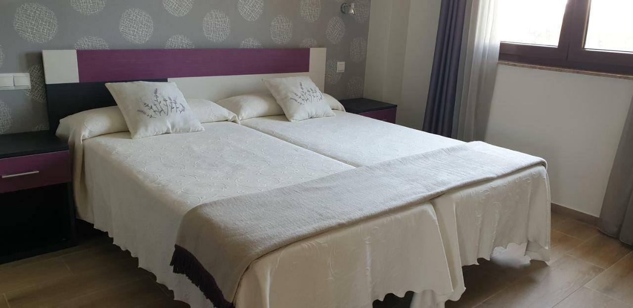 Apartamentos La Pradera De Isla Bagian luar foto